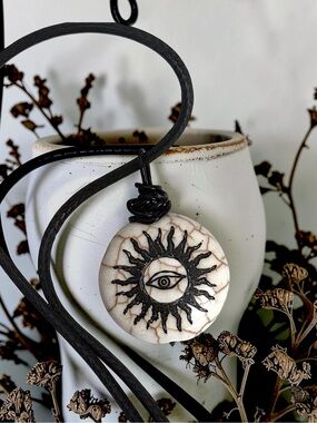 5 For $25💫Celestial Cream Sun Eye Pendant Pendant Necklace-Spiritual